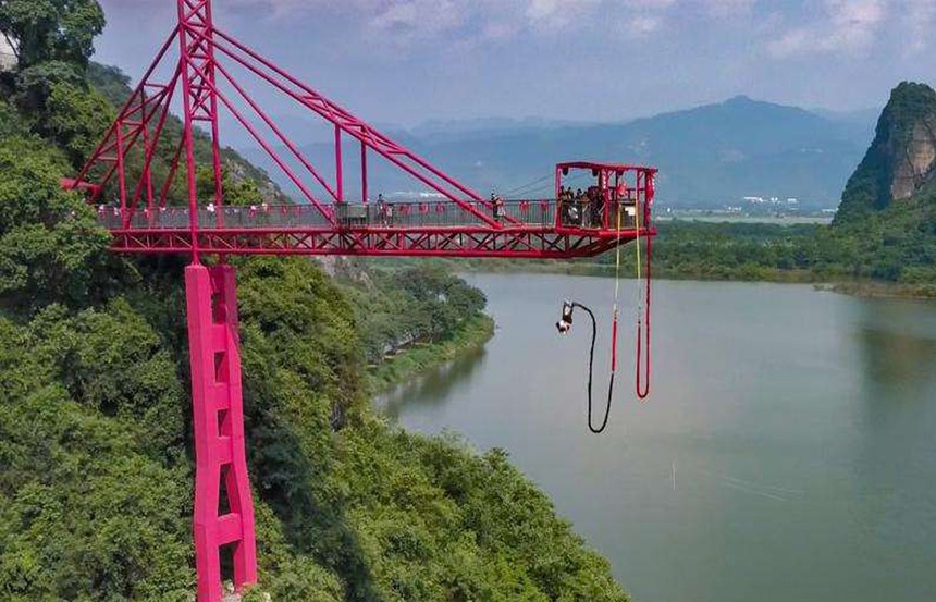 英德蹦極鋼結(jié)構(gòu)設(shè)計 鋼結(jié)構(gòu)設(shè)計案例 英德蹦極鋼結(jié)構(gòu)設(shè)計 鋼結(jié)構(gòu)設(shè)計案例