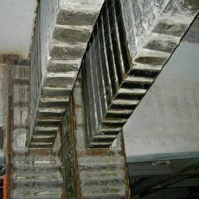 梁粘貼鋼板加固法與其他方法比較，梁粘貼鋼板加固法與其它加固方法