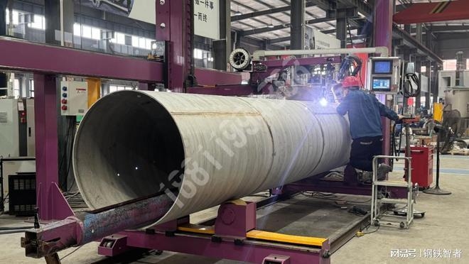 合金鋼板在特殊行業(yè)應(yīng)用，合金鋼板，特殊行業(yè)的堅實后盾 行業(yè)新聞 第3張