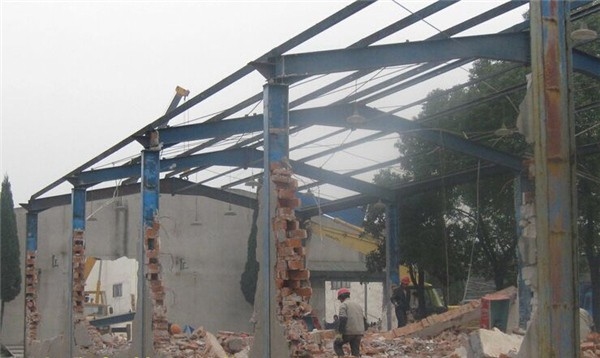 鋼結(jié)構(gòu)廠房拆除安全措施，鋼結(jié)構(gòu)廠房拆除，關(guān)鍵安全措施全解析 行業(yè)新聞 第4張