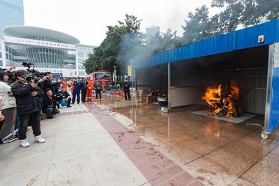 防火門(mén)承壓能力測(cè)試標(biāo)準(zhǔn)，防火門(mén)承壓能力測(cè)試標(biāo)準(zhǔn)，保障安全 行業(yè)新聞 第1張