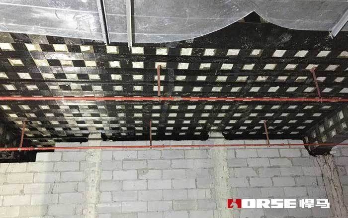 高溫下碳纖維的安全處理指南，高溫環(huán)境下碳纖維安全處理與防護操作規(guī)范 行業(yè)新聞 第2張