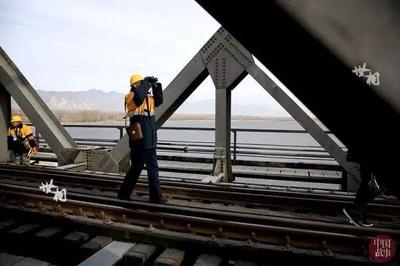 螺栓松動(dòng)對(duì)鐵路橋梁的影響，松動(dòng)對(duì)鐵路橋梁穩(wěn)定性 行業(yè)新聞 第2張