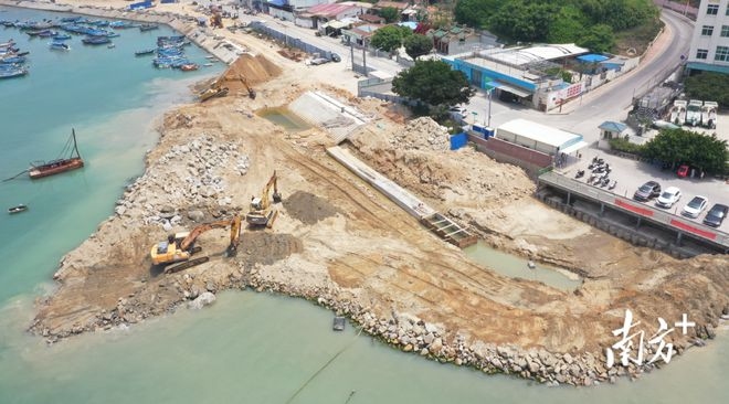 碼頭加固施工進(jìn)度控制方法，幾種不同風(fēng)格的標(biāo)題供你參考，你可以根據(jù)具體需求進(jìn)行選擇，，專業(yè)嚴(yán)謹(jǐn)風(fēng)，解析碼頭加固施工進(jìn)度的有效控制方法，實(shí)用導(dǎo)向風(fēng)，掌握碼頭加固施工進(jìn)度控制實(shí)用之法，突出重點(diǎn)風(fēng)，聚焦碼頭加固，施工進(jìn)度 行業(yè)新聞 第3張