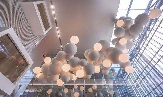 商業(yè)地產(chǎn)改造項目名稱大全，幾種不同風格的標題供你參考，，實用直白風，商業(yè)地產(chǎn)改造項目名稱全覽，專業(yè)嚴謹風，匯總 | 商業(yè)地產(chǎn)改造項目名稱集錦，活潑吸睛風，解鎖！超全商業(yè)地產(chǎn)改造項目名稱大集合 行業(yè)新聞 第1張