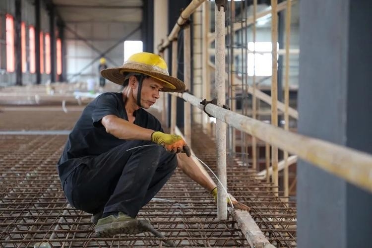 貴港鋼結(jié)構(gòu)公司老板個(gè)人簡(jiǎn)歷 行業(yè)新聞 第6張 貴港鋼結(jié)構(gòu)公司老板個(gè)人簡(jiǎn)歷 行業(yè)新聞 第6張