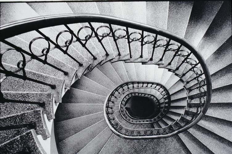 螺旋樓梯效果圖大全(51種螺旋樓梯創(chuàng)意設計,讓人大飽眼福!) 行業(yè)新聞 第14張 螺旋樓梯效果圖大全(51種螺旋樓梯創(chuàng)意設計,讓人大飽眼福!) 行業(yè)新聞 第14張