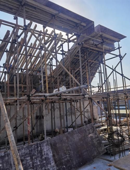 屋面加固方法有哪些圖片（農(nóng)村老房想加層怕基礎(chǔ)受不住教你4大基礎(chǔ)加固法） 行業(yè)新聞 第3張