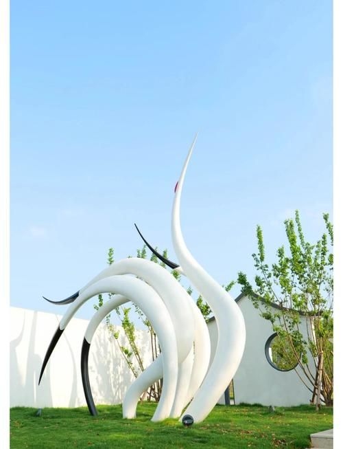 無(wú)錫雕塑設(shè)計(jì)公司(無(wú)錫雕塑設(shè)計(jì)公司和北京湃勒思的營(yíng)銷案例) 行業(yè)新聞 第9張 無(wú)錫雕塑設(shè)計(jì)公司(無(wú)錫雕塑設(shè)計(jì)公司和北京湃勒思的營(yíng)銷案例) 行業(yè)新聞 第9張