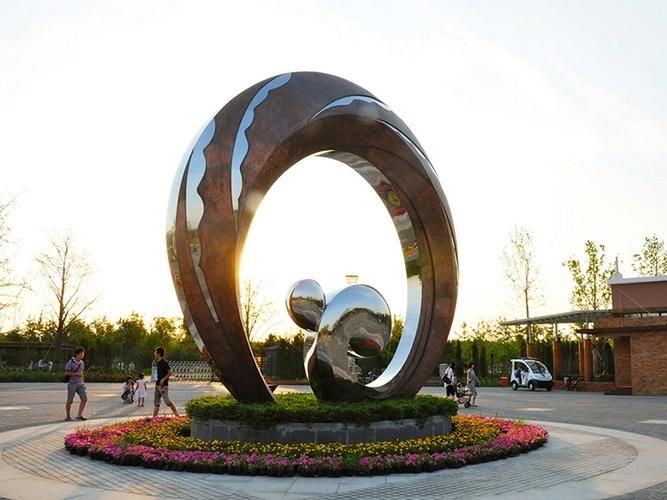 無(wú)錫雕塑設(shè)計(jì)公司(無(wú)錫雕塑設(shè)計(jì)公司和北京湃勒思的營(yíng)銷案例) 行業(yè)新聞 第13張 無(wú)錫雕塑設(shè)計(jì)公司(無(wú)錫雕塑設(shè)計(jì)公司和北京湃勒思的營(yíng)銷案例) 行業(yè)新聞 第13張