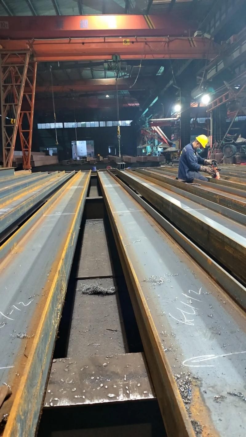 鋼結(jié)構(gòu)加工車間圖片（鋼結(jié)構(gòu)加工車間圖片共參考5篇,我?guī)湍阏伊艘恍╀摻Y(jié)構(gòu)加工車間的實景圖片） 行業(yè)新聞 第14張