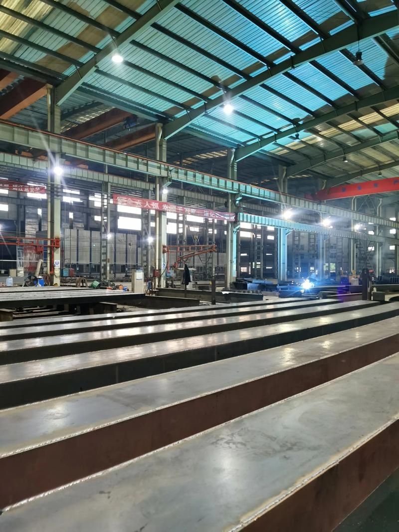 鋼結(jié)構(gòu)加工車間圖片（鋼結(jié)構(gòu)加工車間圖片共參考5篇,我?guī)湍阏伊艘恍╀摻Y(jié)構(gòu)加工車間的實景圖片） 行業(yè)新聞 第16張