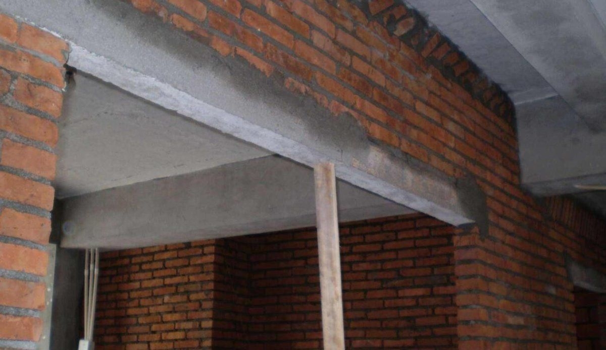 磚混結(jié)構(gòu)門過梁有哪些常見問題（農(nóng)村自建房的門洞過梁可以敲掉嗎）