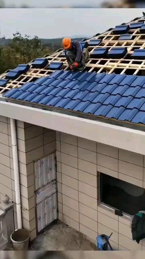 給我一些琉璃瓦制作圖片（琉璃瓦制作中哪個(gè)步驟最關(guān)鍵） 行業(yè)新聞 第2張