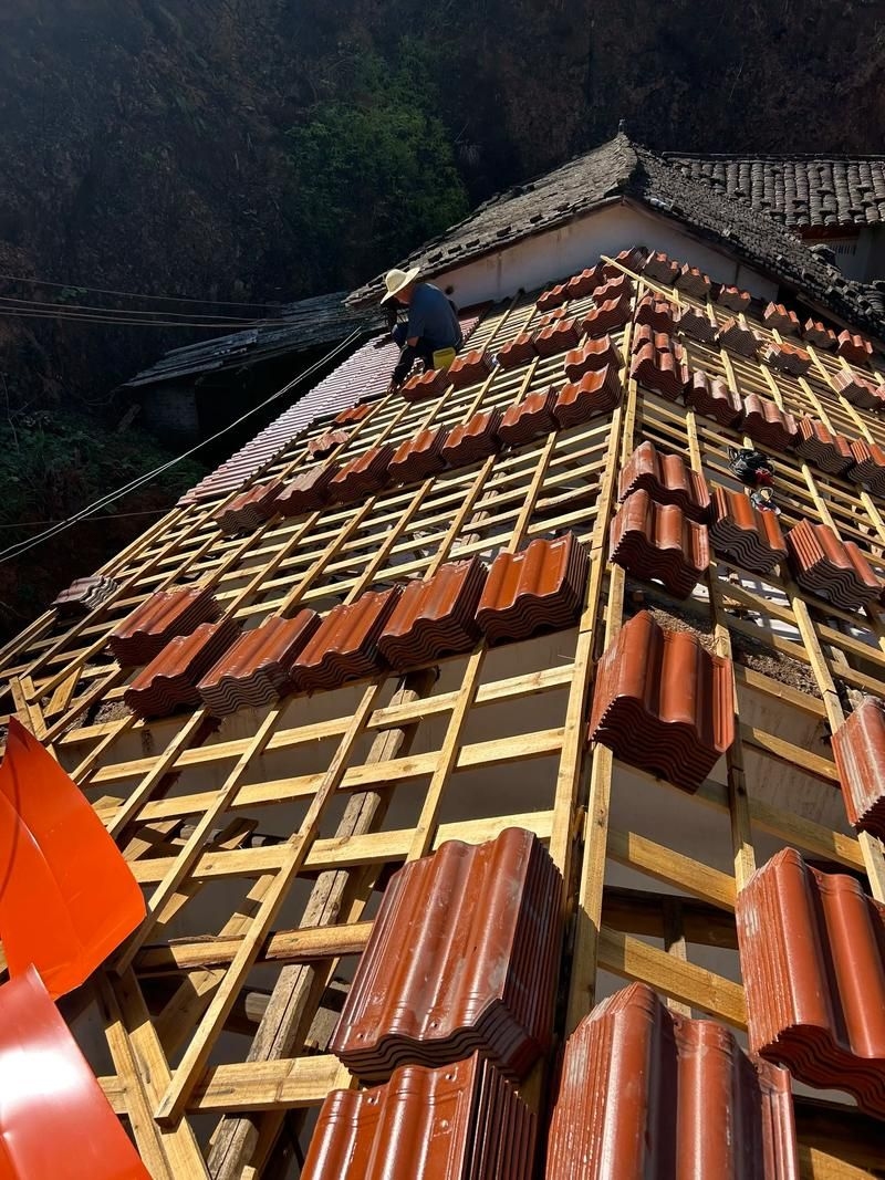 給我一些琉璃瓦制作圖片（琉璃瓦制作中哪個(gè)步驟最關(guān)鍵） 行業(yè)新聞 第6張