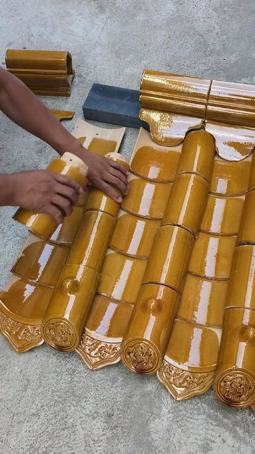 給我一些琉璃瓦制作圖片（琉璃瓦制作中哪個(gè)步驟最關(guān)鍵） 行業(yè)新聞 第8張