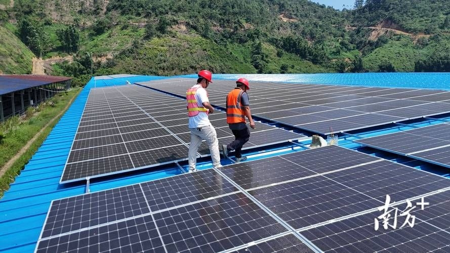 彩鋼瓦光伏安裝有哪些案例（彩鋼瓦光伏安裝有哪些案例,）