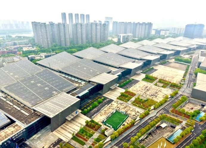 彩鋼瓦光伏安裝有哪些案例(彩鋼瓦光伏安裝有哪些案例,) 行業(yè)新聞 第10張 彩鋼瓦光伏安裝有哪些案例(彩鋼瓦光伏安裝有哪些案例,) 行業(yè)新聞 第10張