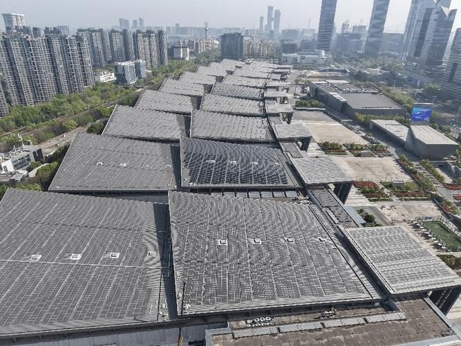 彩鋼瓦光伏安裝有哪些案例(彩鋼瓦光伏安裝有哪些案例,) 行業(yè)新聞 第17張 彩鋼瓦光伏安裝有哪些案例(彩鋼瓦光伏安裝有哪些案例,) 行業(yè)新聞 第17張