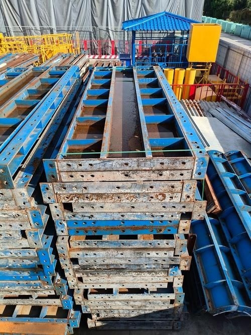 鋼模板圖片高清大圖（鋼模板圖片高清大圖共參考16篇資料,我?guī)湍阏伊艘恍╀撃０宓母咔鍒D片） 行業(yè)新聞 第5張