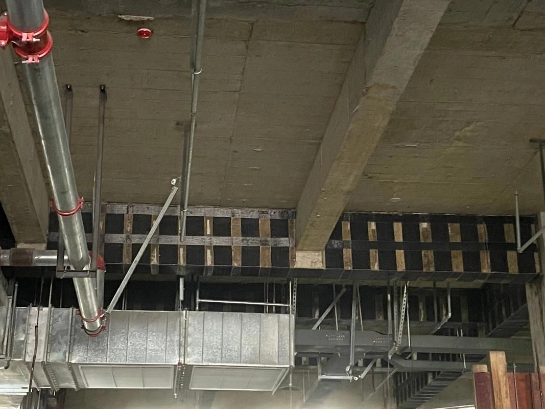 碳纖維加固混凝土圖片（碳纖維加固混凝土圖片共參考21篇資料,我?guī)湍阏伊艘恍┨祭w維加固混凝土的圖片） 行業(yè)新聞 第5張