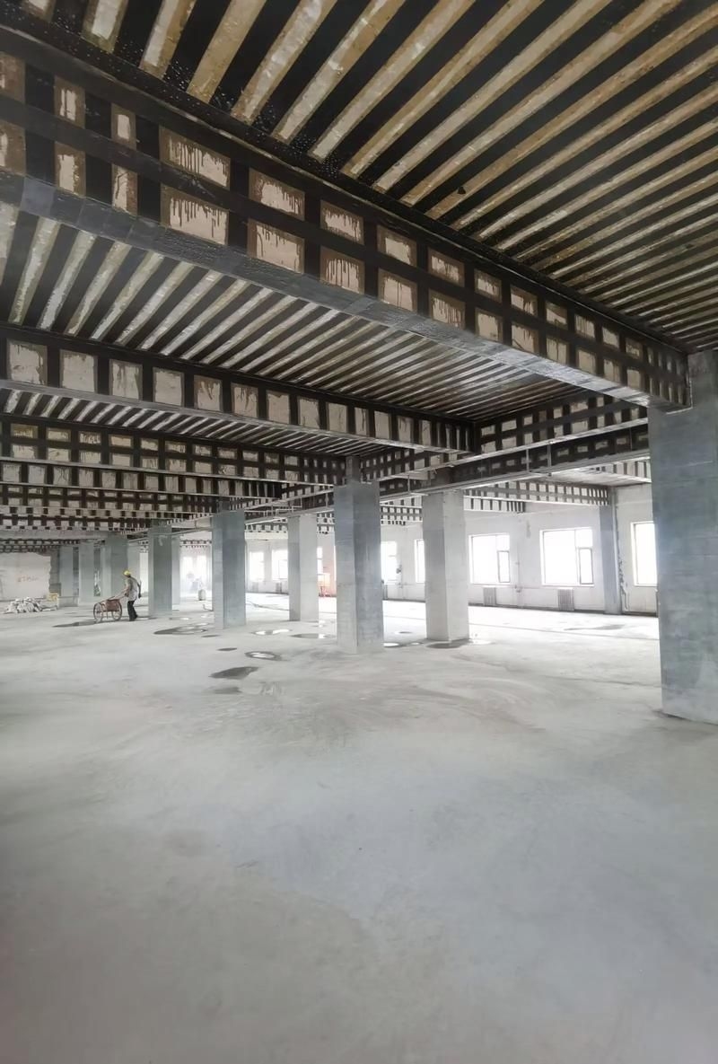 碳纖維加固混凝土圖片（碳纖維加固混凝土圖片共參考21篇資料,我?guī)湍阏伊艘恍┨祭w維加固混凝土的圖片） 行業(yè)新聞 第7張