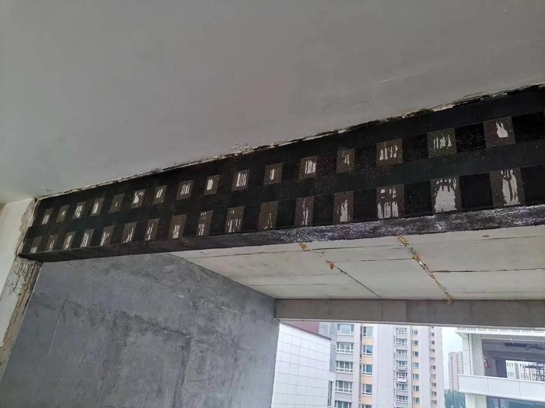 碳纖維加固混凝土圖片（碳纖維加固混凝土圖片共參考21篇資料,我?guī)湍阏伊艘恍┨祭w維加固混凝土的圖片） 行業(yè)新聞 第8張