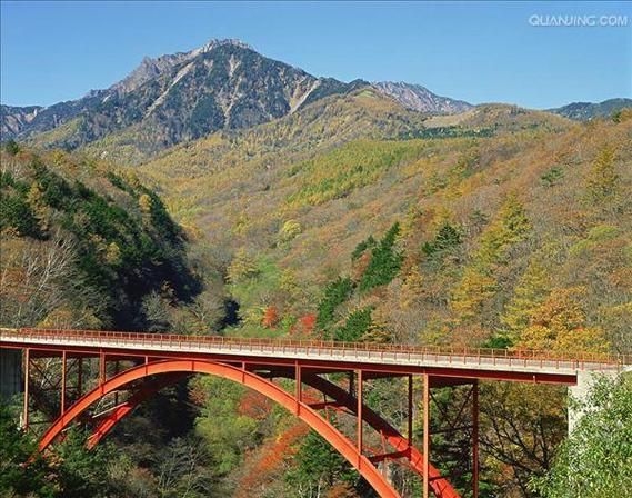 給我推薦一些經(jīng)典的鋼結(jié)構景觀橋案例（給我推薦一些經(jīng)典的鋼結(jié)構景觀橋案例,嘿，看來你對景觀橋很感興趣） 行業(yè)新聞 第15張