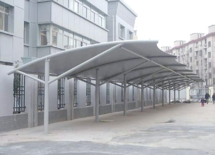 有沒有鋼結(jié)構(gòu)車棚的圖片示例？（有沒有鋼結(jié)構(gòu)車棚的圖片示例,當(dāng)然有,） 行業(yè)新聞 第1張