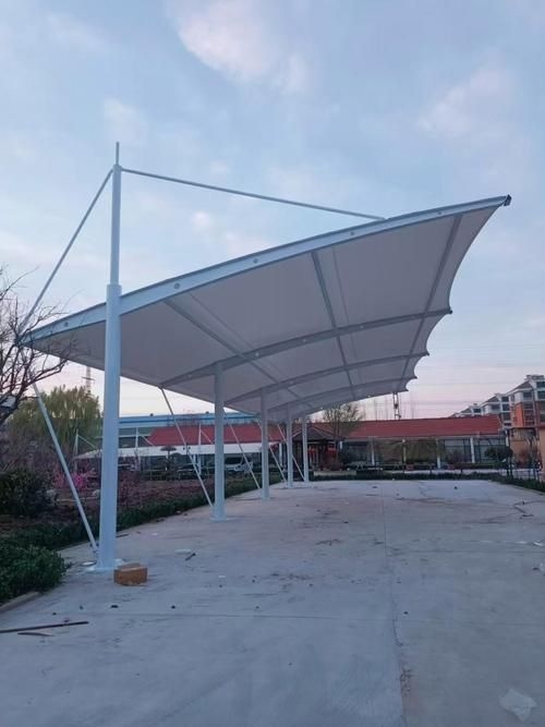 有沒有鋼結(jié)構(gòu)車棚的圖片示例？（有沒有鋼結(jié)構(gòu)車棚的圖片示例,當(dāng)然有,） 行業(yè)新聞 第11張