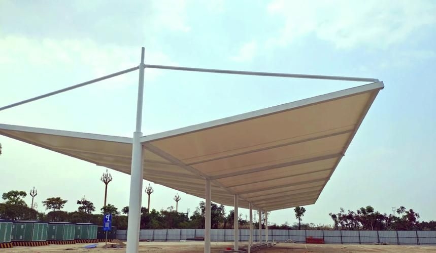 有沒有鋼結(jié)構(gòu)車棚的圖片示例？（有沒有鋼結(jié)構(gòu)車棚的圖片示例,當(dāng)然有,） 行業(yè)新聞 第14張