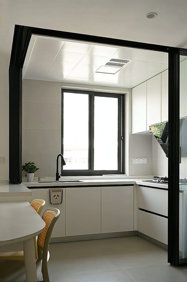 給我一些閣樓裝修的靈感（100款斜頂閣樓改造靈感|用進(jìn)口海洋板打造“空中儲(chǔ)物間”） 行業(yè)新聞 第3張