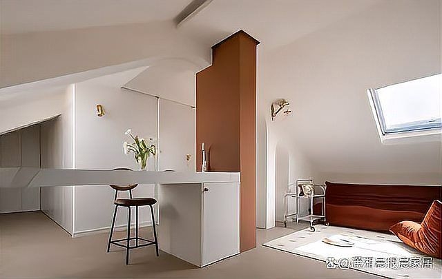 給我一些閣樓裝修的靈感（100款斜頂閣樓改造靈感|用進(jìn)口海洋板打造“空中儲(chǔ)物間”） 行業(yè)新聞 第4張