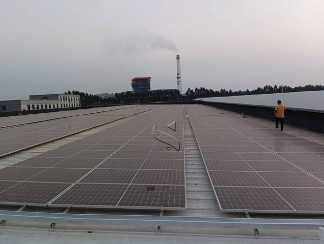 有哪些品牌提供彩鋼瓦光伏安裝服務(wù)？（百度愛(ài)采購(gòu)彩鋼瓦光伏安裝服務(wù)品牌對(duì)比要點(diǎn)） 行業(yè)新聞 第10張