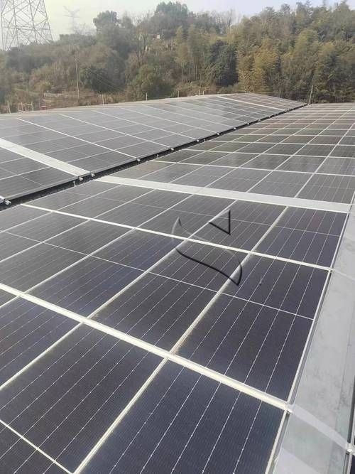 有哪些品牌提供彩鋼瓦光伏安裝服務(wù)？（百度愛(ài)采購(gòu)彩鋼瓦光伏安裝服務(wù)品牌對(duì)比要點(diǎn)） 行業(yè)新聞 第11張