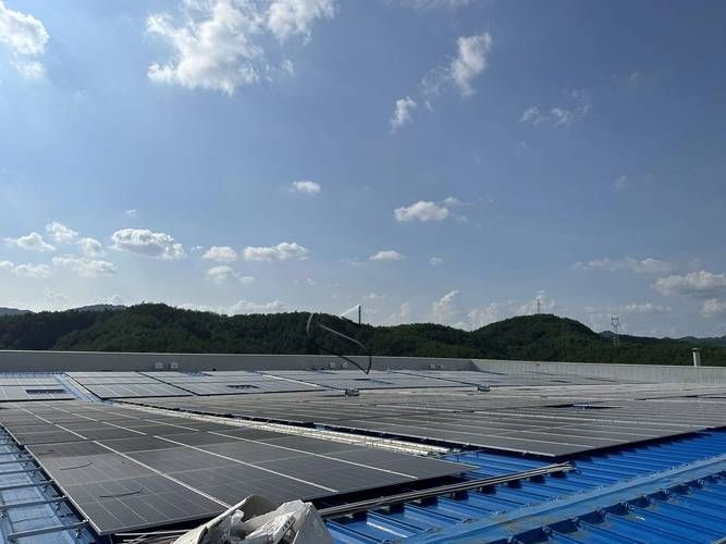 有哪些品牌提供彩鋼瓦光伏安裝服務(wù)？（百度愛(ài)采購(gòu)彩鋼瓦光伏安裝服務(wù)品牌對(duì)比要點(diǎn)） 行業(yè)新聞 第12張