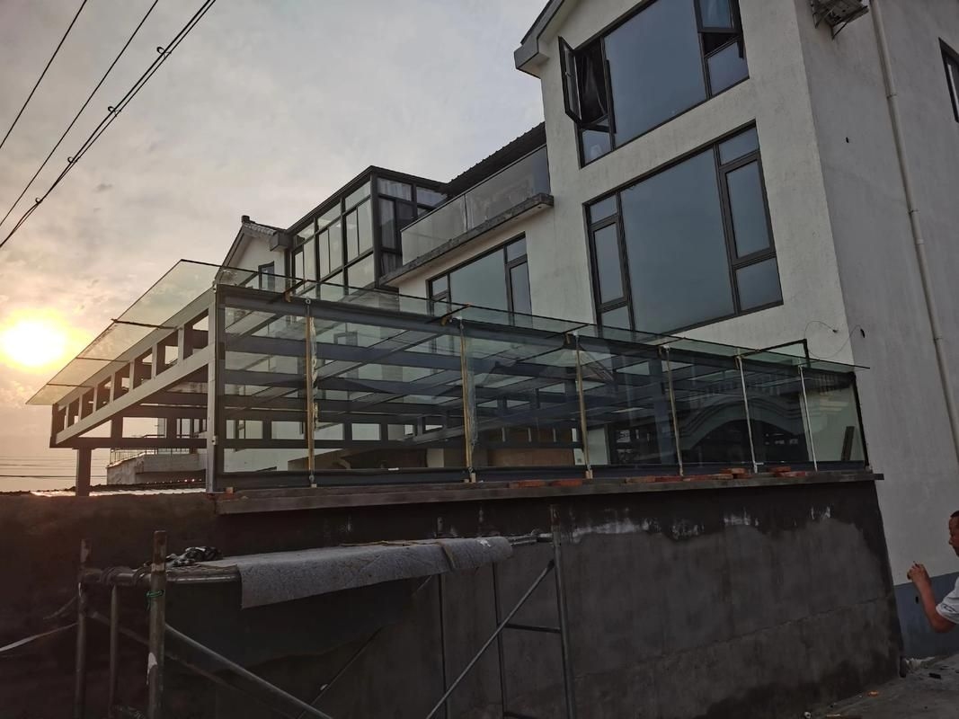 鋼構幕墻陽光房的價格范圍（鋼構幕墻陽光房價格范圍大致在每平方米500元至10000元） 行業(yè)新聞 第2張