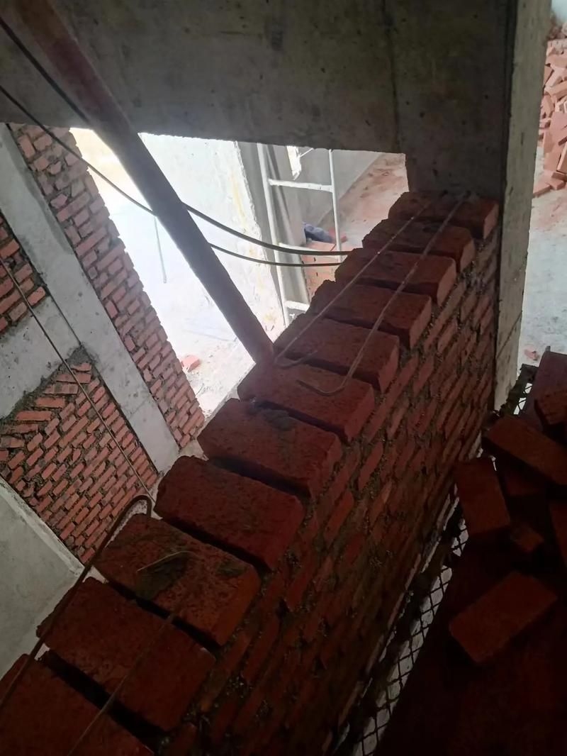 能否提供砌體加固筋的圖片示例？（植筋/預(yù)埋的關(guān)鍵步驟和規(guī)范要求） 行業(yè)新聞 第6張