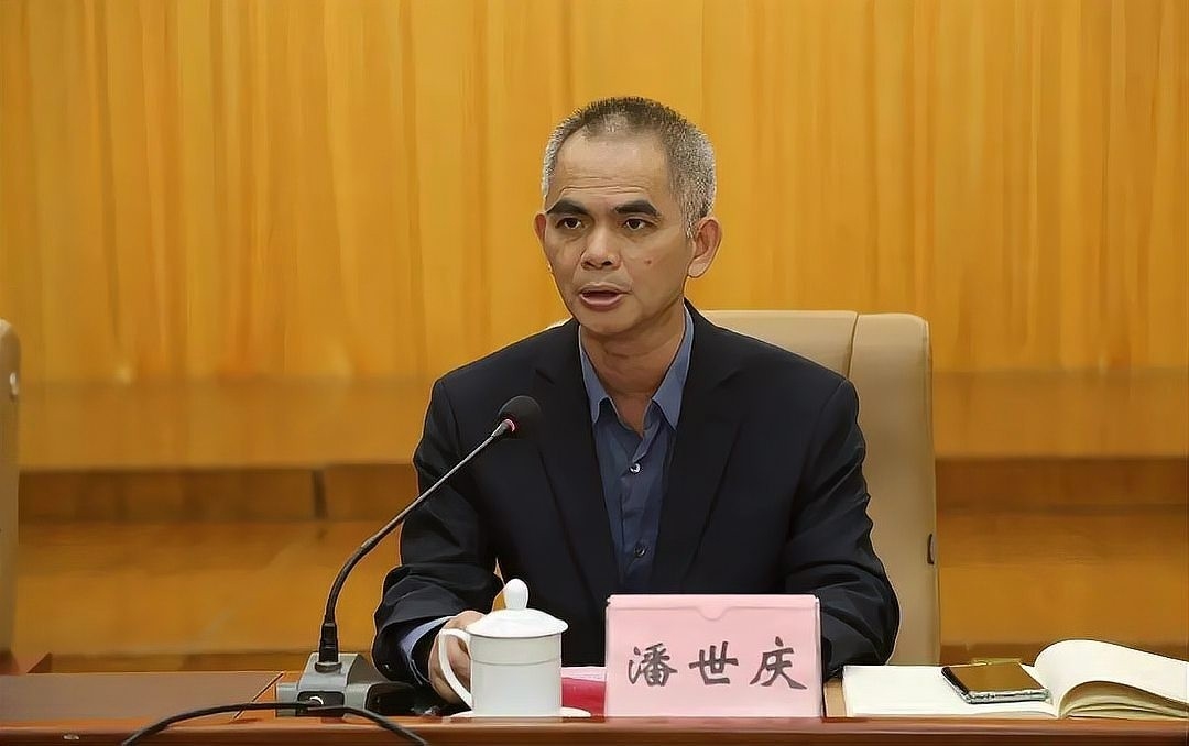 柳北鋼構(gòu)董事長簡歷（關(guān)于“柳北鋼構(gòu)”董事長簡歷） 行業(yè)新聞 第3張