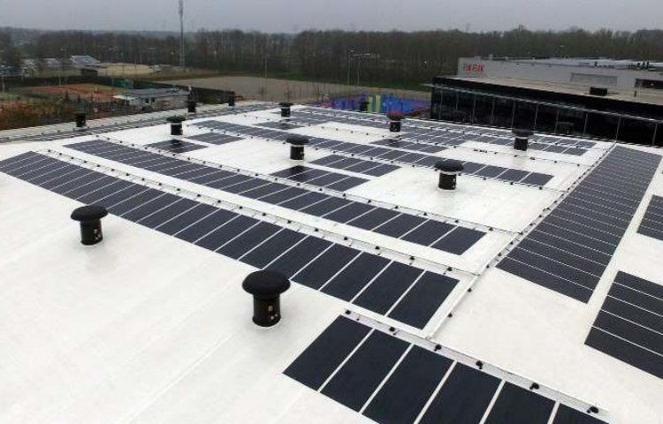 有哪些適合彩鋼瓦屋頂?shù)墓夥M件類型？（彩鋼瓦屋頂光伏組件安裝教程全民小視頻全民小視頻） 行業(yè)新聞 第1張