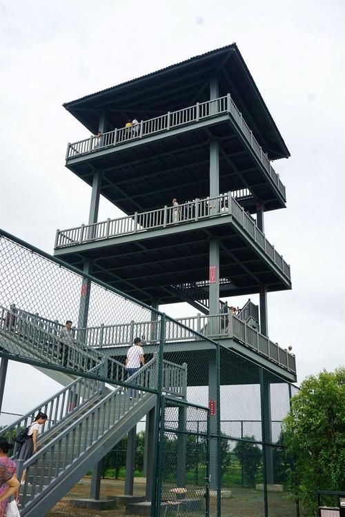 給我一些鋼結(jié)構(gòu)觀景臺的案例（給我一些鋼結(jié)構(gòu)觀景臺的案例，嘿） 行業(yè)新聞 第5張