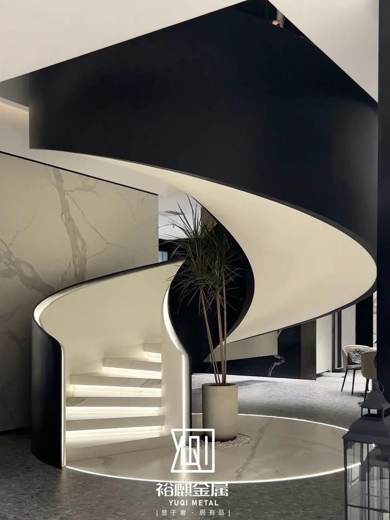 有沒有更多螺旋樓梯的變形圖？（螺旋樓梯變形圖應(yīng)該能給你靈感,這些螺旋樓梯變形圖應(yīng)該能給你靈感） 行業(yè)新聞 第7張