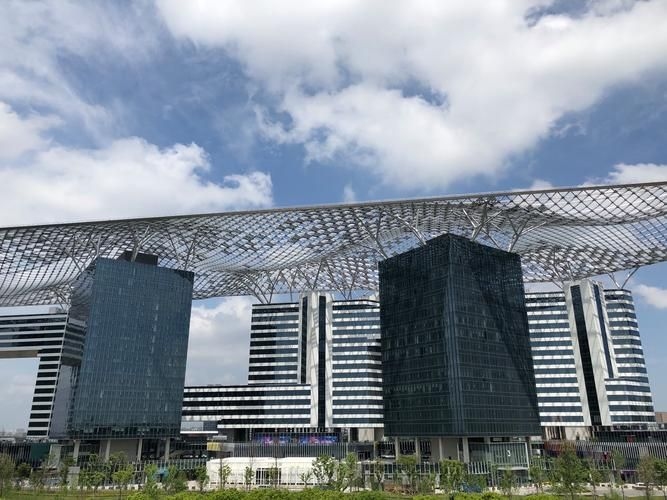 有哪些知名的鋼結(jié)構(gòu)長(zhǎng)廊案例？（有哪些知名的鋼結(jié)構(gòu)長(zhǎng)廊案例?） 行業(yè)新聞 第11張