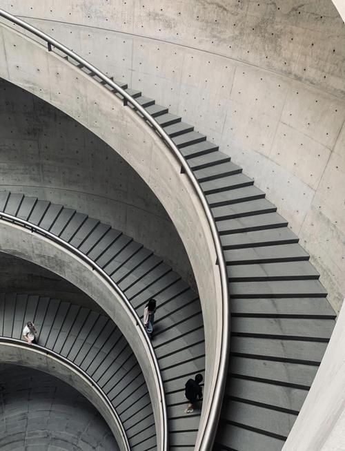 給我一些螺旋樓梯的設(shè)計案例（北京螺旋樓梯設(shè)計案例詳解螺旋樓梯設(shè)計案例詳解） 行業(yè)新聞 第1張