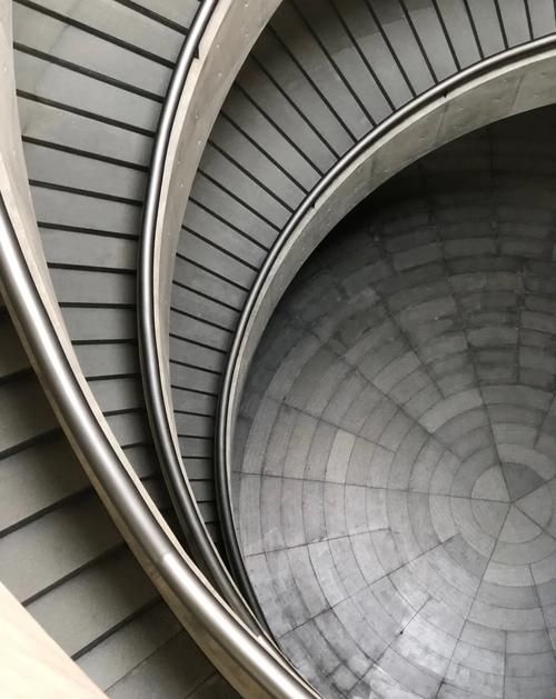 給我一些螺旋樓梯的設(shè)計案例（北京螺旋樓梯設(shè)計案例詳解螺旋樓梯設(shè)計案例詳解） 行業(yè)新聞 第4張