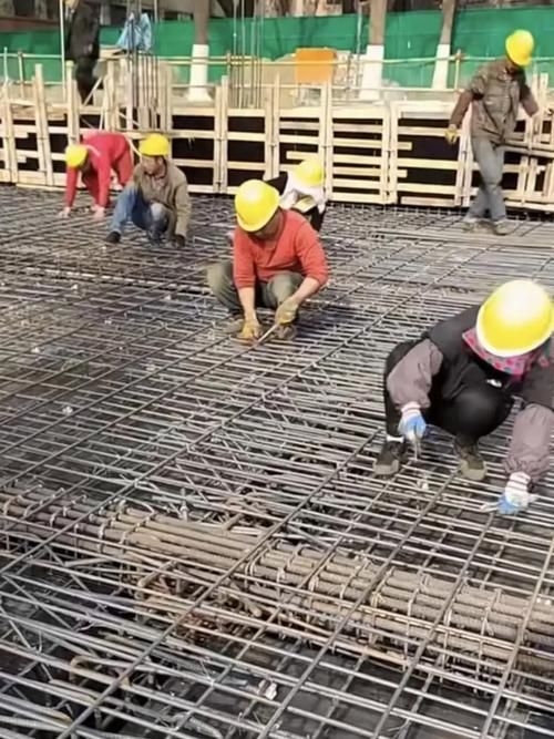 有哪些常見的鋼筋綁扎錯誤？（混凝土結(jié)構(gòu)施工中常見的鋼筋綁扎錯誤詳解（1000字和配圖）） 行業(yè)新聞 第3張