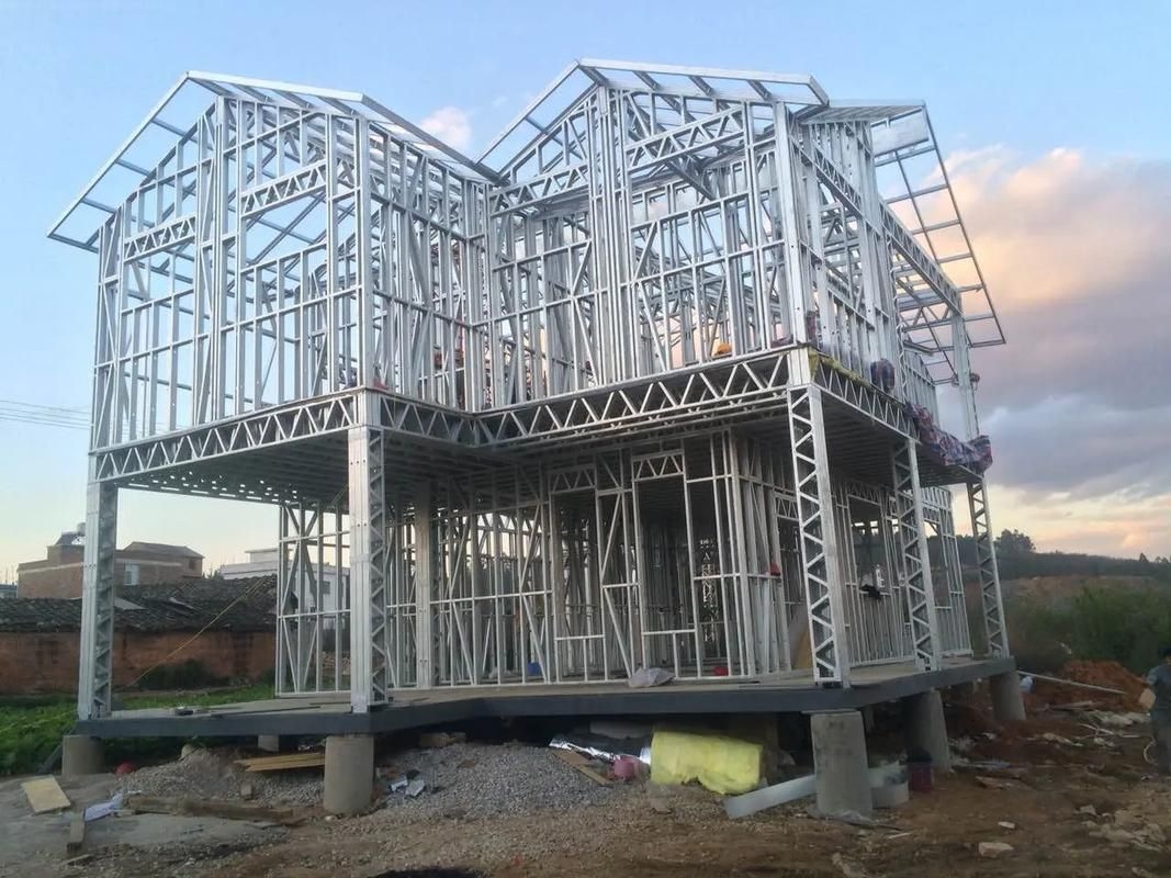 給我一些鋼結(jié)構(gòu)房別墅的圖片（給我一些鋼結(jié)構(gòu)房別墅的圖片,展開(kāi)） 行業(yè)新聞 第4張
