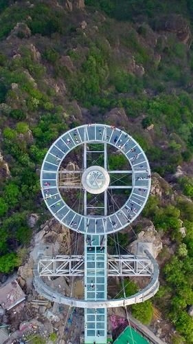 給我一些鋼結(jié)構(gòu)觀光平臺的案例圖片（國內(nèi)外知名的鋼結(jié)構(gòu)觀光平臺案例圖片共參考2篇資料） 行業(yè)新聞 第4張