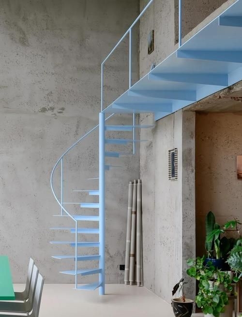 給我一些螺旋式樓梯的圖片（給我一些螺旋式樓梯的圖片,展開(kāi),又稱(chēng)旋轉(zhuǎn)樓梯，） 行業(yè)新聞 第3張