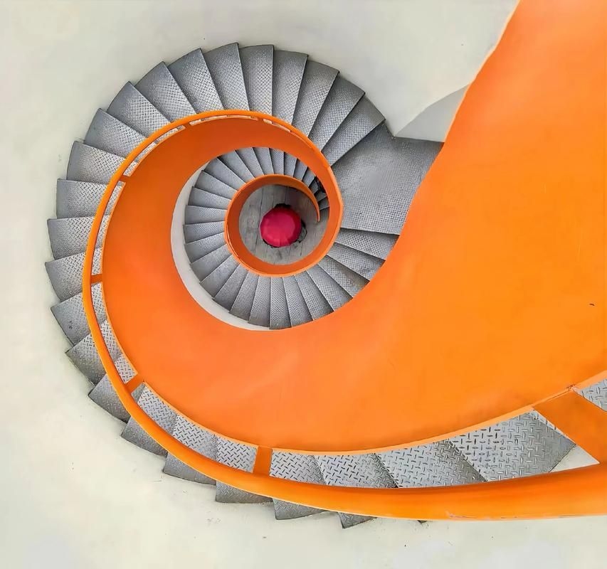 給我一些螺旋式樓梯的圖片（給我一些螺旋式樓梯的圖片,展開(kāi),又稱(chēng)旋轉(zhuǎn)樓梯，） 行業(yè)新聞 第16張